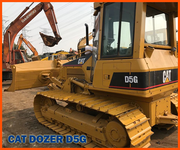 CAT D5G excavator