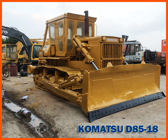 KOMATSU D85-18 excavator