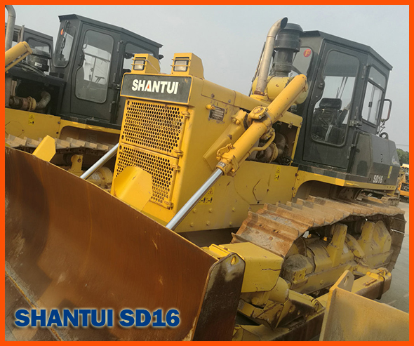 SHANTUI SD16 bulldozer
